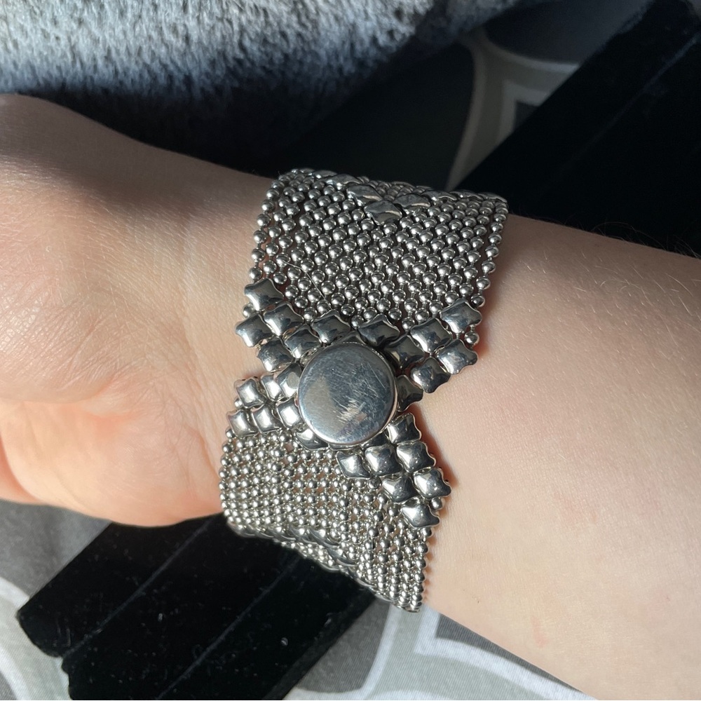 Liquid Metal Bracelet - Picture 7 of 16